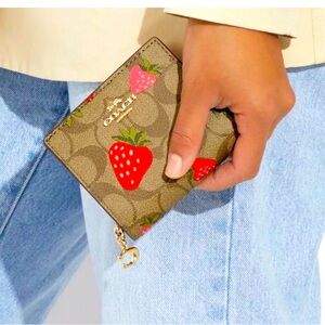 Coach Wild Strawberry Snap Wallet